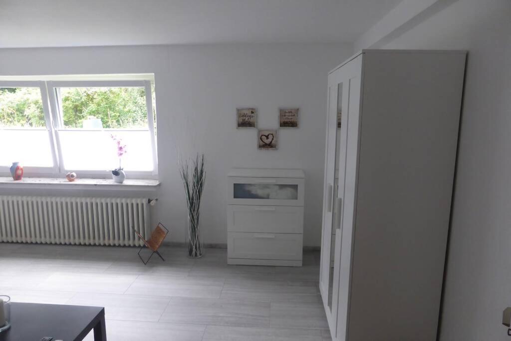 Emmerthal Wunderschone Komplett Neu Eingerichtete Wohnung מראה חיצוני תמונה