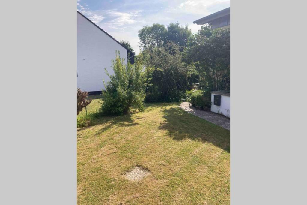 Emmerthal Wunderschone Komplett Neu Eingerichtete Wohnung מראה חיצוני תמונה